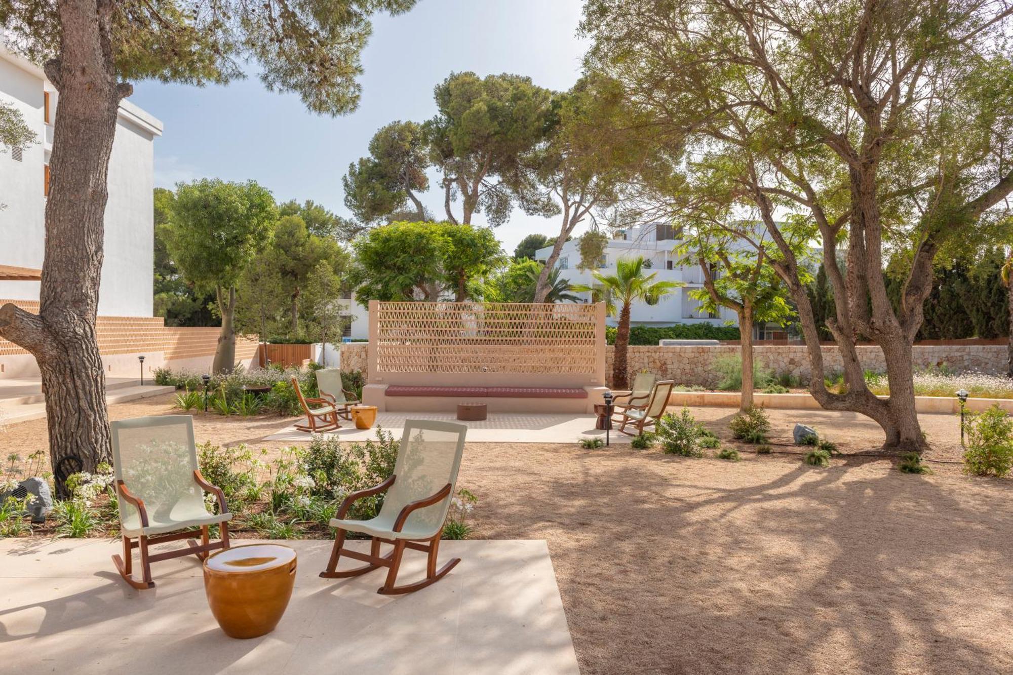 Inturotel Esmeralda Garden Apart-hotel 3*